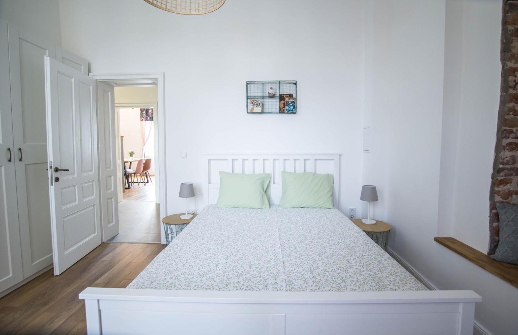 Lion'S Bridge Boutique 2Bdrm Apt, Top Center Gem Sofia Eksteriør billede